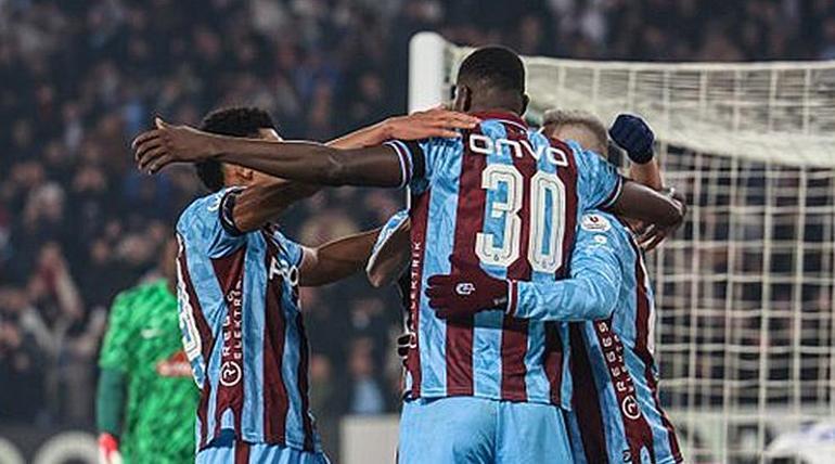 Karadeniz derbisinde Trabzonspor, Çaykur Rizespor’u tek golle geçti