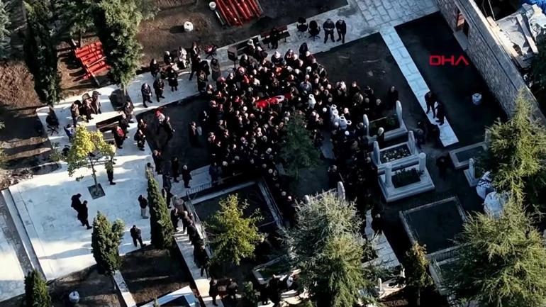 TARİHİ ÇINARA VEDA Prof. Dr. İlber Ortaylı son yolculuğuna uğurlandı