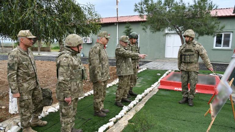  Orgeneral Metin Tokel, KKTCde birlikleri denetledi