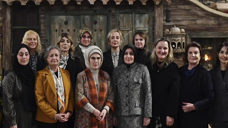Emine Erdoğan STK temsilcileriyle iftar programında buluştu