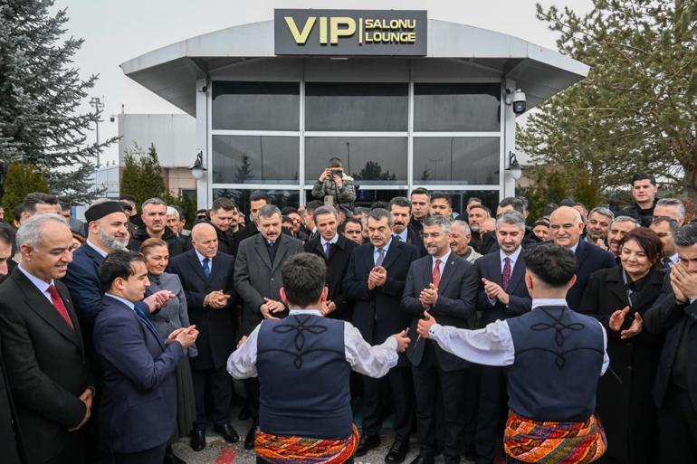 Bakan Tekinden CHPye Tosun Paşa filmi benzetmesi