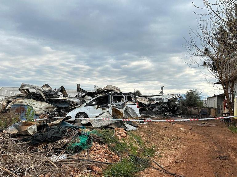  Prefabrik yapıdaki 5 çocuk ve anneleri öldü