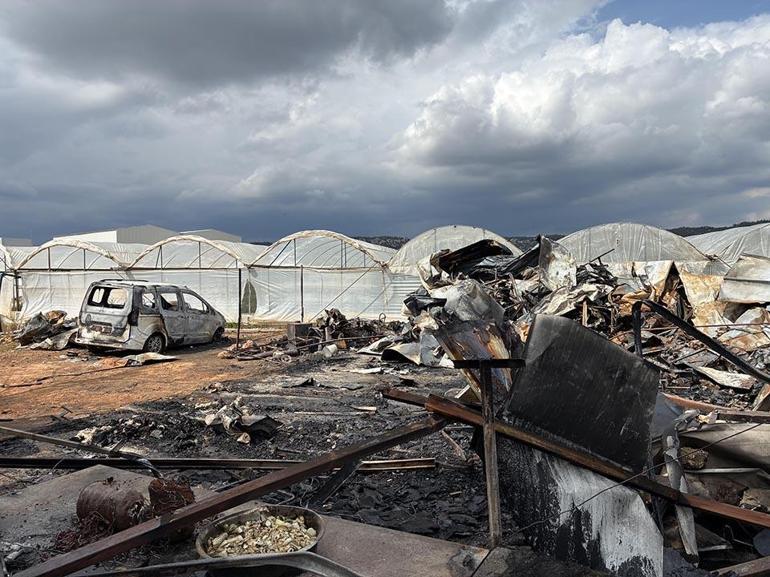  Prefabrik yapıdaki 5 çocuk ve anneleri öldü