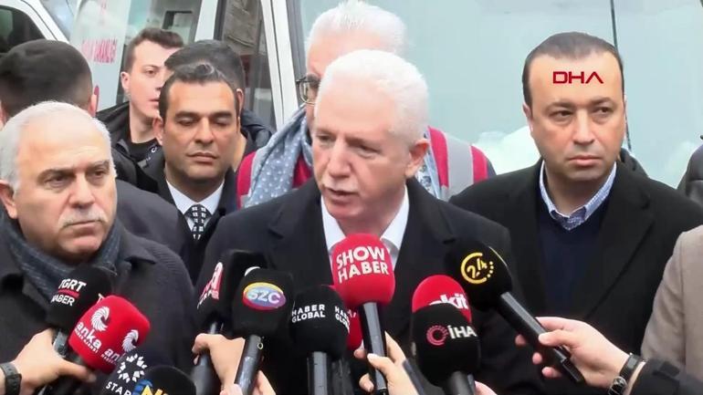 SON DAKİKA... İstanbul Fatihte iki bina çöktü