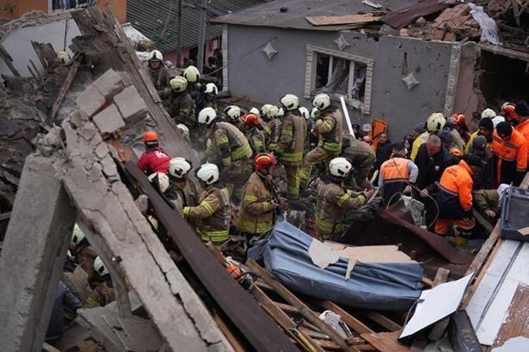 Enkaz altından kurtarılan bir vatandaştan acı haber