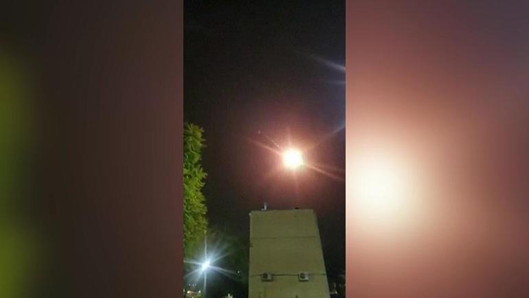 İran füze attı, Arad ve Dimonayı yıkıma uğrattı