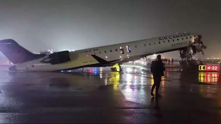 ABDde havalimanında dehşet anları: Uçak, itfaiye aracı ile çarpıştı