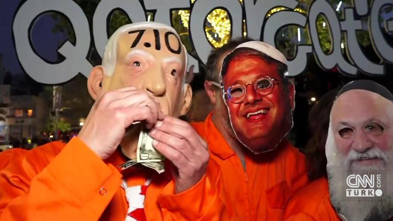 Netanyahu maskesiyle dolar yedi İsrail sokakları karıştı: Savaş karşıtları ayakta