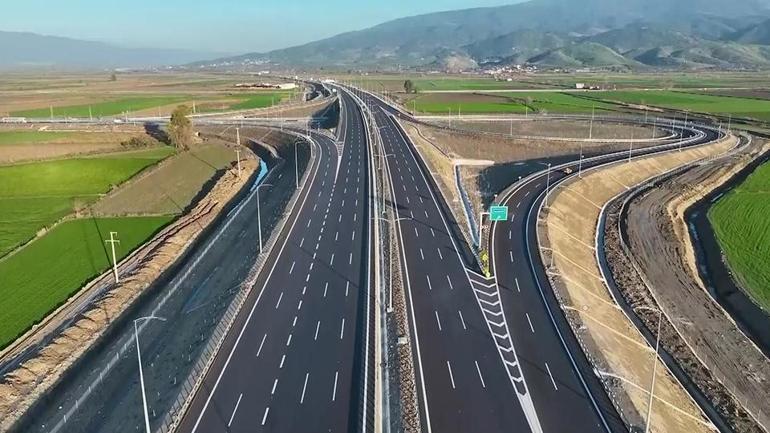  Bölünmüş yol ağı 30 bin kmye ulaştı