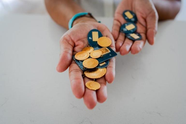 10 NİSAN CANLI ALTIN FİYATLARI 2026 | Kapalı Çarşı Altın Fiyatları Bugün: Çeyrek Altın, Gram Altın, Ata Altın, Ons Altın Ne Kadar Son Dakika Altın Düşüyor mu