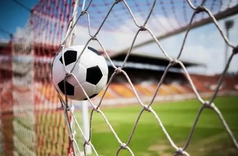 10 NİSAN GÜNÜN MAÇLARI: Bugün Kimin Maçı Var Beşiktaş Antalyaspor Maçı Saat Kaçta, Hangi Kanalda İşte 10 Nisan Günün Maçları Listesi...