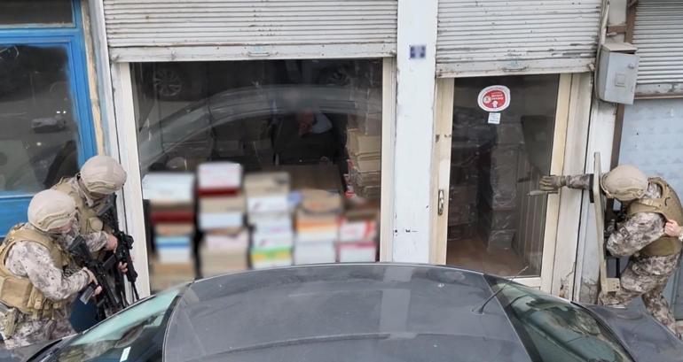 Gaziantepte 5 kişiyi rehin alan firari hükümlüye operasyon kamerada