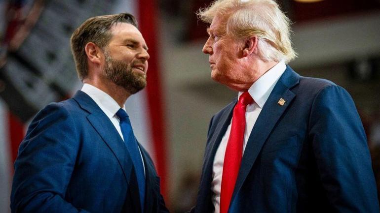 Washingtonda azil depremi kapıda Trump sonrası ABD: Koltuk Vancee mi kalıyor