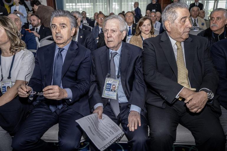 Fenerbahçe Divan Kurulu Başkanı Şekip Mosturoğlu: Hepimiz çok üzgünüz