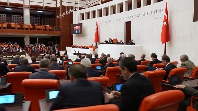 MECLİSTE YOĞUN GÜNDEM | Okul saldırılarını araştırma komisyonu, doğum izni, 15 yaş altına sanal medya yasağı...