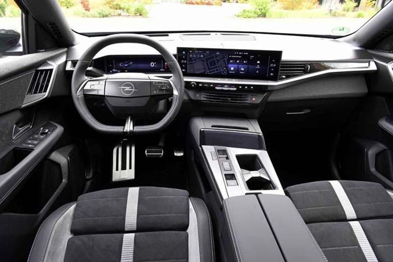 Yeni Opel Grandland Elektrik AWD Akıllı 4x4 yola çıktı