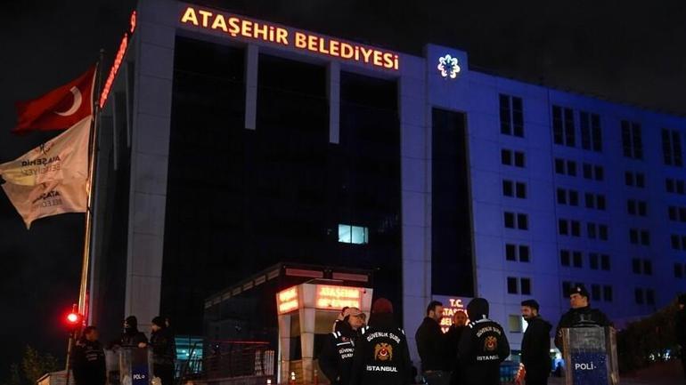 Ataşehir Belediyesine operasyon: 20 şüpheli adliyede