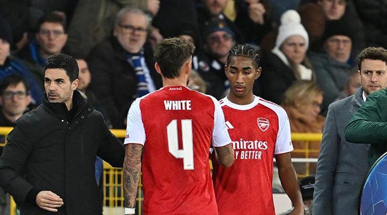 Arsenal, 16 yaşındaki Marli Salmon sözleşme imzaladı