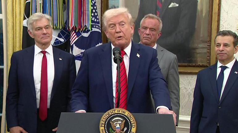 Trumpa suikast girişimi kurmaca mı