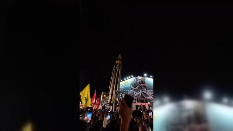 Uzman isimler önemini anlattı Tahran sokaklarında askeri demonstrasyon: “STOKLARIMIZ VAR”