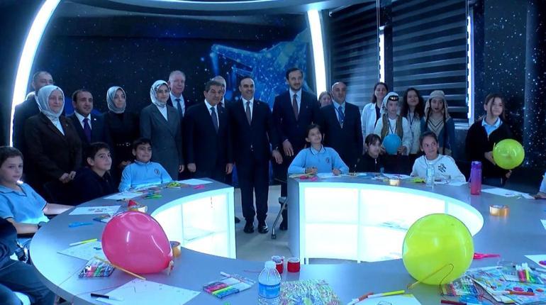  Bu yolculukta en büyük gücümüz Türk gençliği