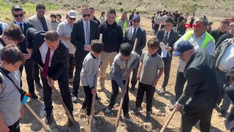 Milas’ta 4 bin fidan toprakla buluştu