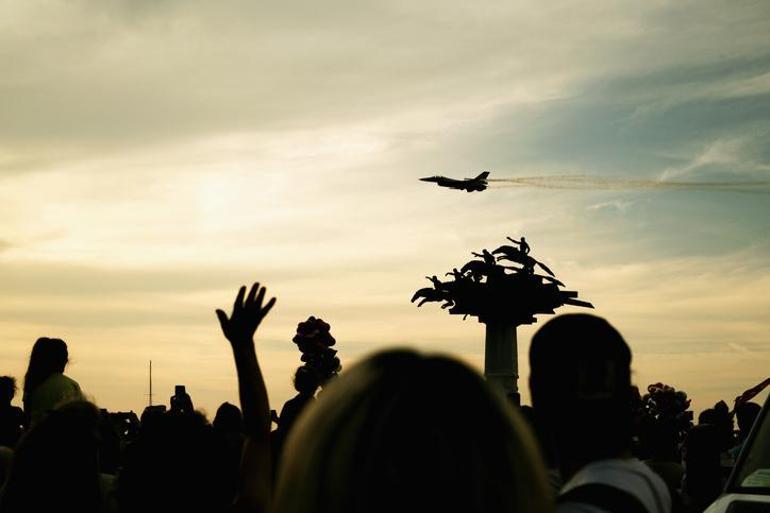  SOLOTÜRK Gösteri Uçuşu Ne Zaman, Saat Kaçta 23 Nisan Ulusal Egemenlik ve Çocuk Bayramı Gösterisi Nerede Yapılacak