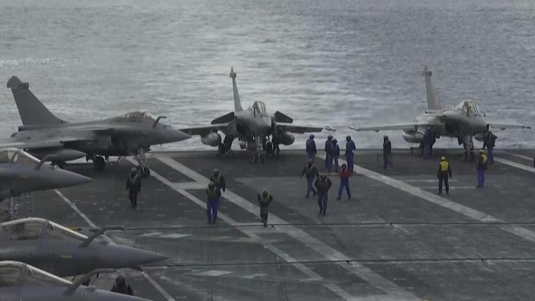 Fransa’dan Rum kesimine daimi asker