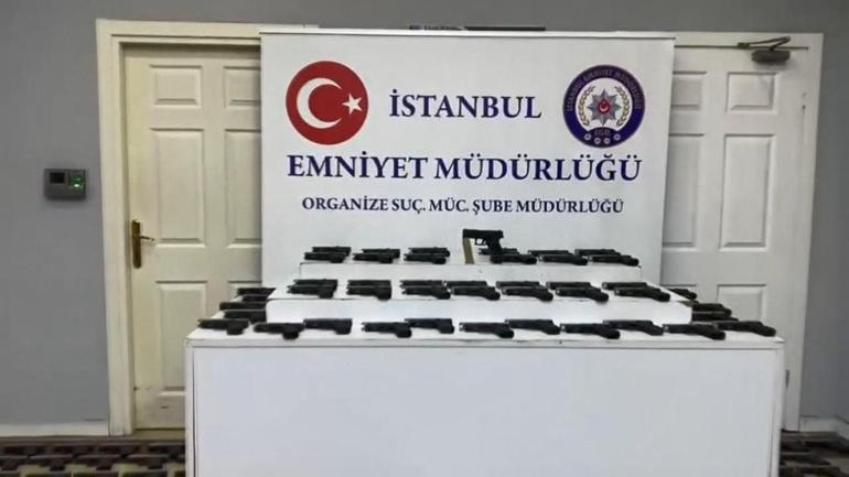  İstanbulda rekor sayıda silah parçası ele geçirildi