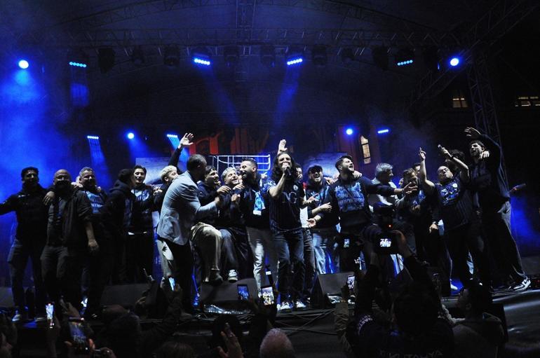 2. Lig’e yükselen Kütahyaspor, şampiyonluğu Murat Kekilli ile kutladı