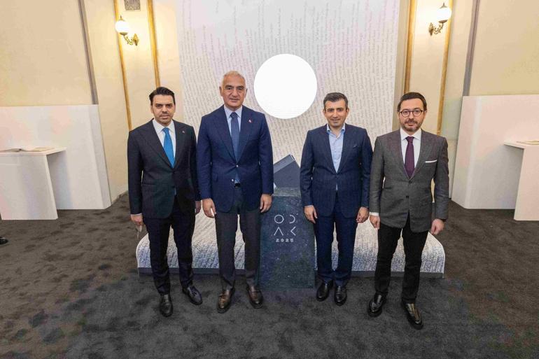 KÜME, Karaköy Palas’ta Mümkün temasıyla ArtıKÜME 2025 ve ODAK sergilerini tanıttı