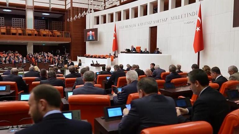 Mecliste gündem yine yoğun... Fahiş site aidatları ve okul saldırıları görüşülecek