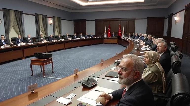 AK Parti’de MYK toplanacak… Gündemdeki başlıklar neler