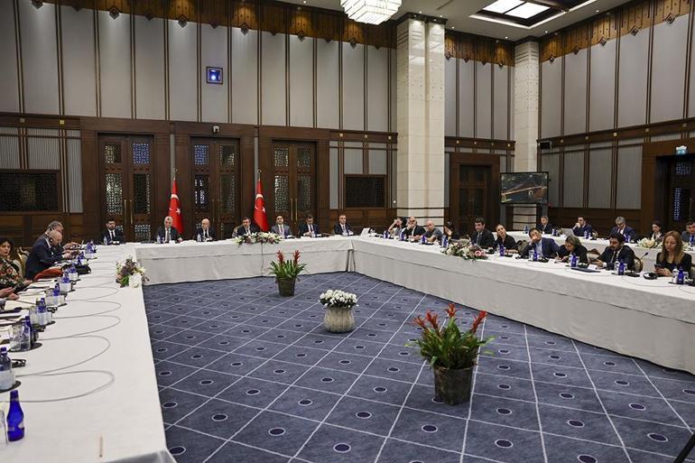  Hedef Türkiyeyi finans ve ticaret merkezi yapmak