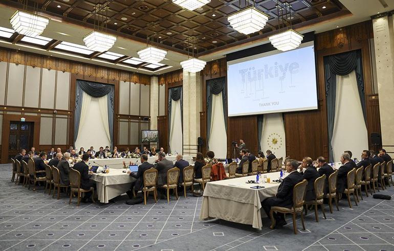  Hedef Türkiyeyi finans ve ticaret merkezi yapmak