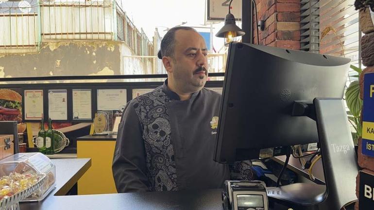  Aynı kişiye 25 farklı yemek siparişi