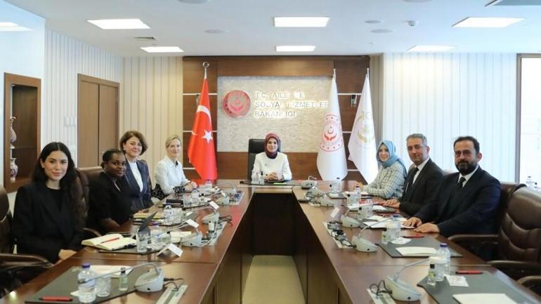 Sanal ağ METAya 15 yaş uyarıları... Bakan Göktaş, META Direktörünü kabul etti