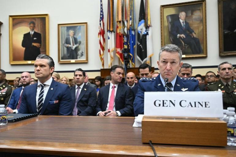 ABD Savaş Bakanı Hegseth için zor sorular masada: Kongrede ifade günü