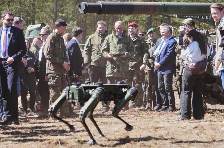 Merz: İran müzakere masasına gelmeli