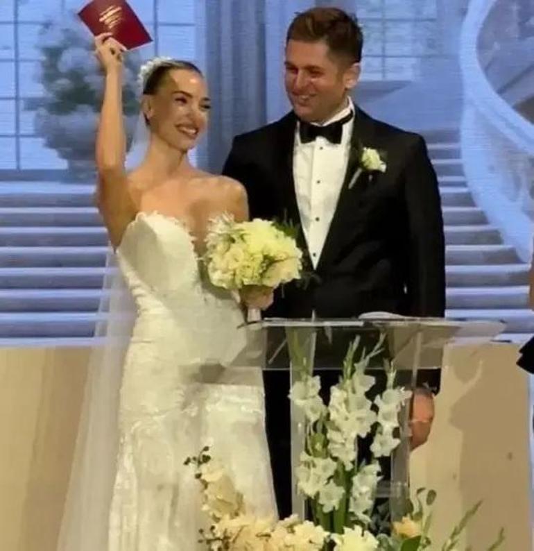 Aşkları Survivorda başlamıştı Sude Burcu - Mert Öcal çifti bebek bekliyor Cinsiyeti belli oldu