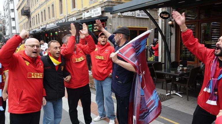 Trabzonspor ve Göztepe taraftarları arasında dostluk rüzgarı esti