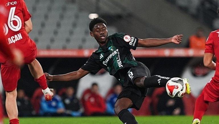 Kocaelispor ilk transferini gerçekleştirdi