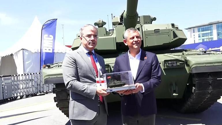 CHP Genel Başkanı Özelden SAHA EXPO 2026ya ziyaret