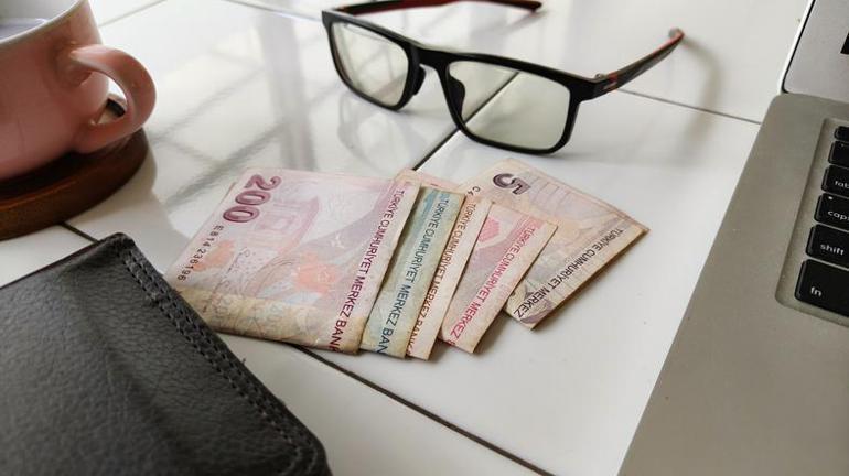 KADEMELİ EMEKLİLİK TABLOSU | Erken emeklilik EYT Meclise geldi mi Kadın ve erkek erken emeklilik şartları, prim gün sayısı ve yaşı