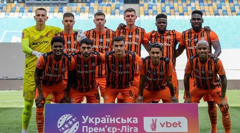 Arda Turan yönetimindeki Shakhtar, Ukrayna şampiyonu