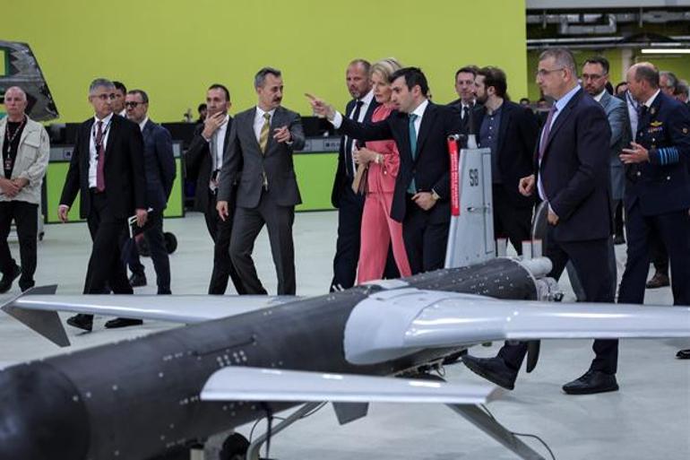 Belçika Kraliçesi Mathilde Baykarı ziyaret etti