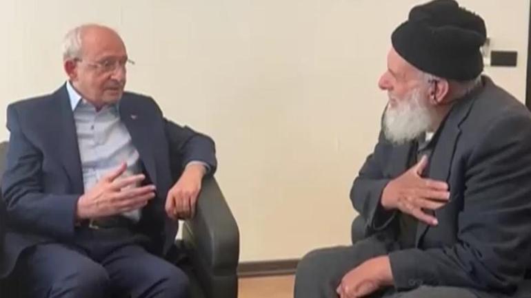 Kılıçdaroğlu, 7 yıl önce kendisine yumruk atan Karakoç ile helalleşti