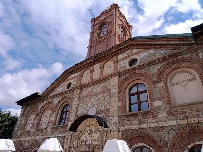  Edirne... Kilisede Yunanca ayin krizi çıktı