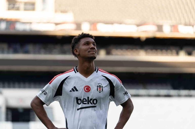 Beşiktaşta savunma hattı sil baştan