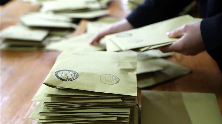  27 siyasi parti yarışa girecek